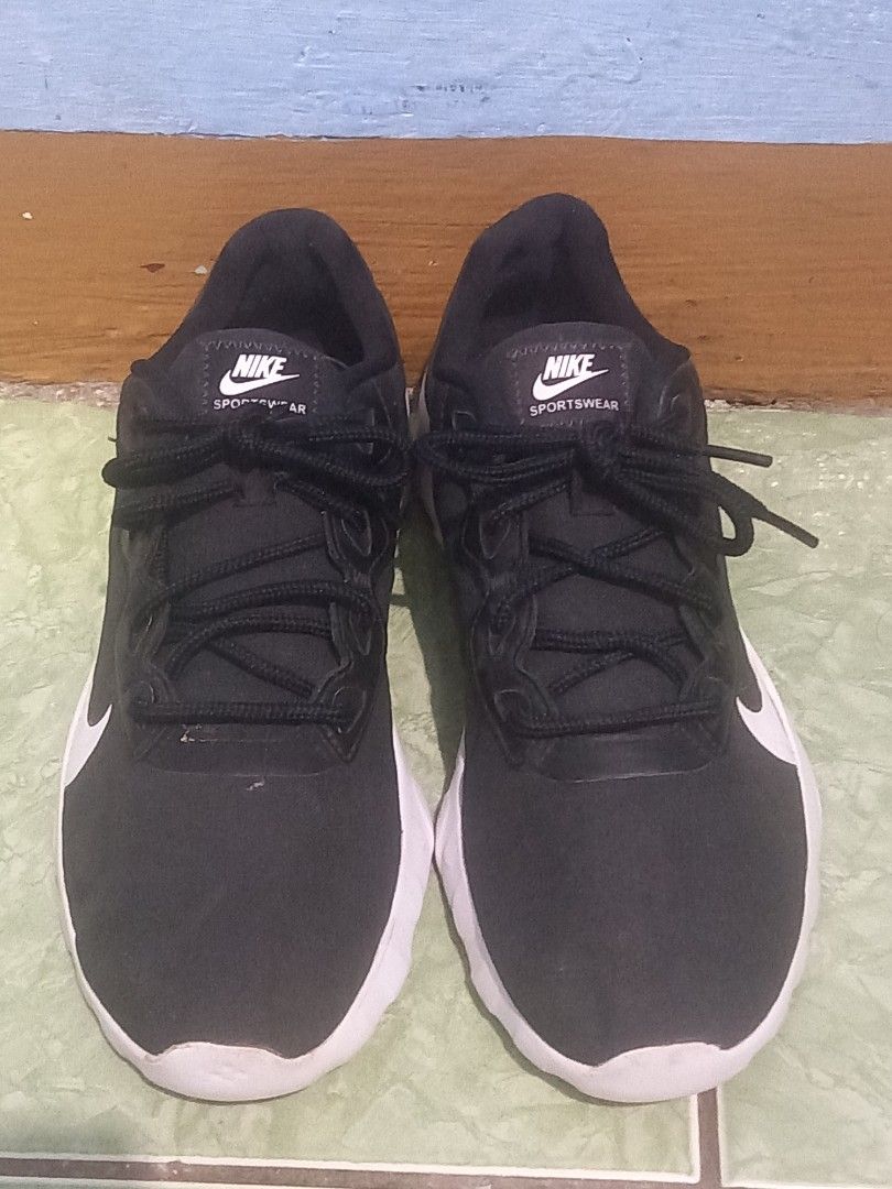 Nike explore strada 2024 womens casual shoes