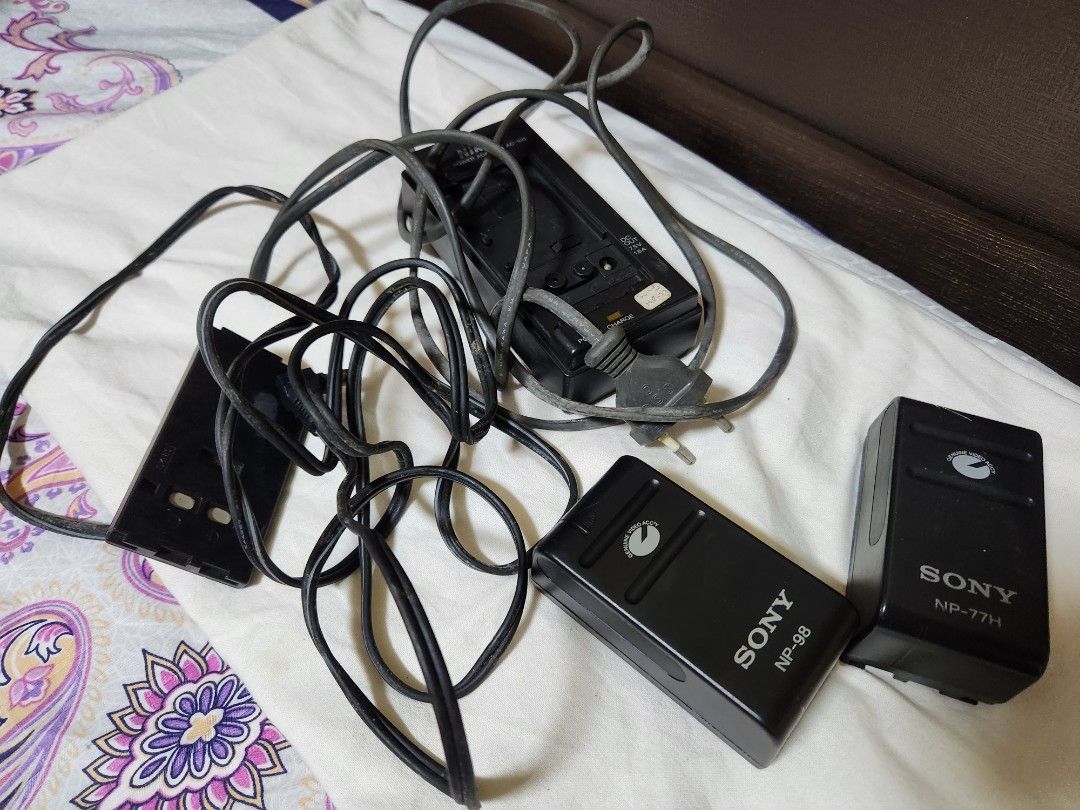 Old Sony video camera, Photography, Video Cameras on Carousell