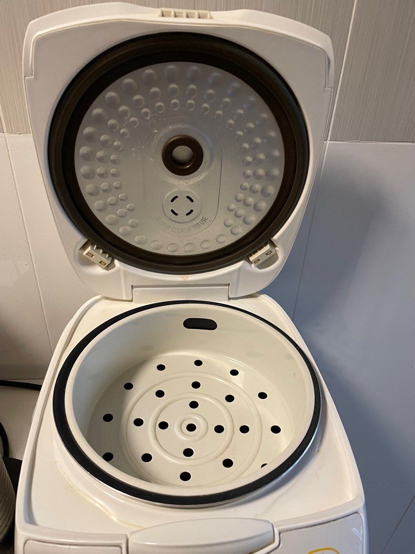 Panasonic Rice Cooker srcn108, TV & Home Appliances, Kitchen