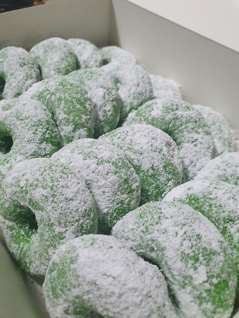 Pandan Donut Food Drinks Homemade Bakes On Carousell