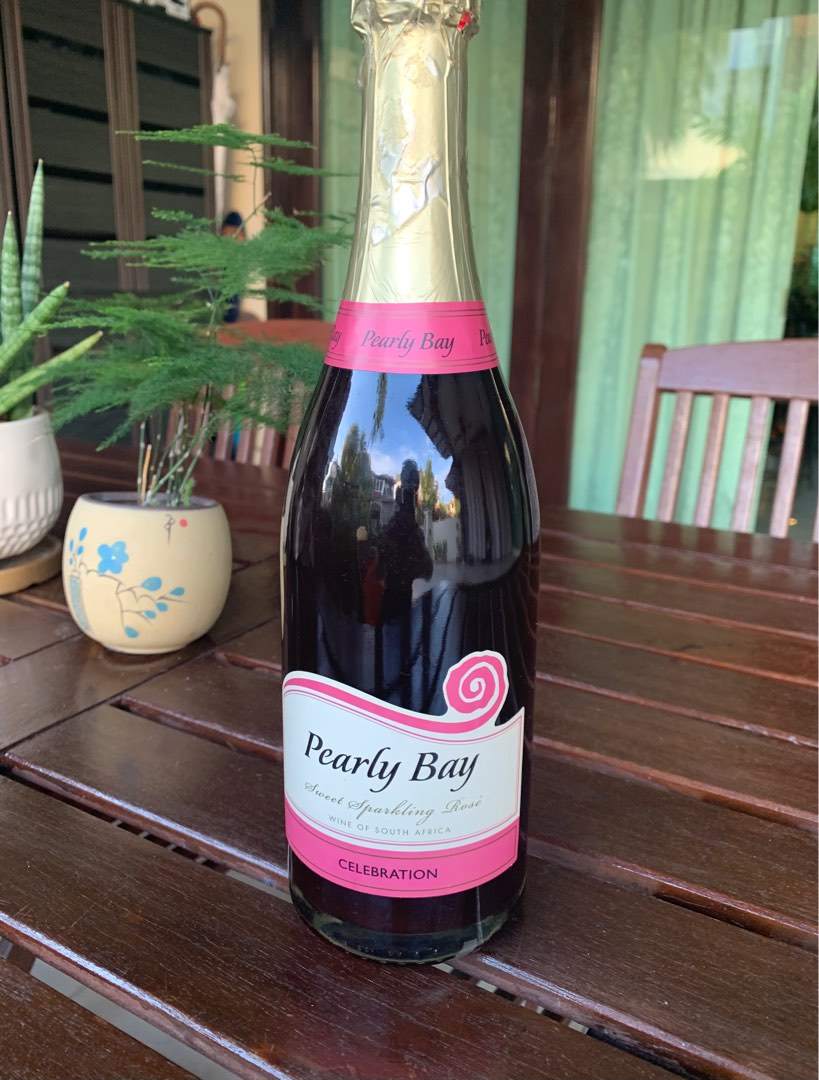 Pearly Bay Sparkling Wine Food Drinks Alcoholic Beverages On Carousell pearly-bay-sparkling-wine-food-drinks-alcoholic-beverages-on-carousell