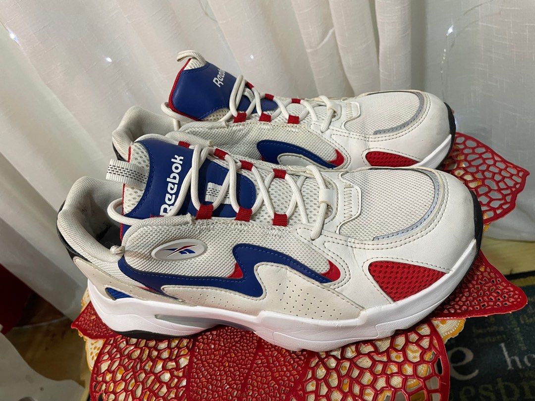 Chunky reeboks store