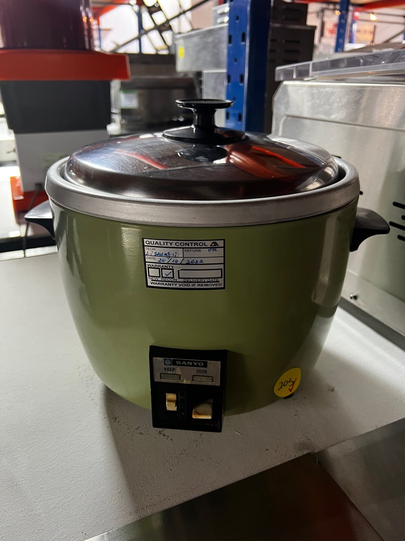 Rice cooker Sanyo EC73, TV & Home Appliances, Kitchen Appliances