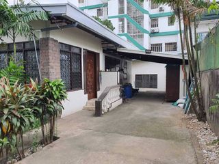 For Sale 2 HOUSES in 1 LOT Cubao QC