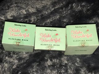 saturday looks sleeping mask