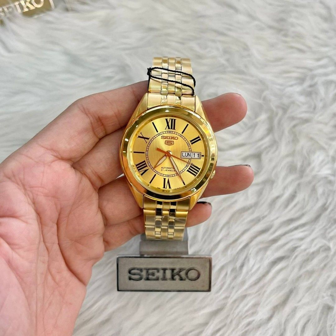 Seiko 5 watch original, Women's Fashion, Watches & Accessories, Watches on  Carousell