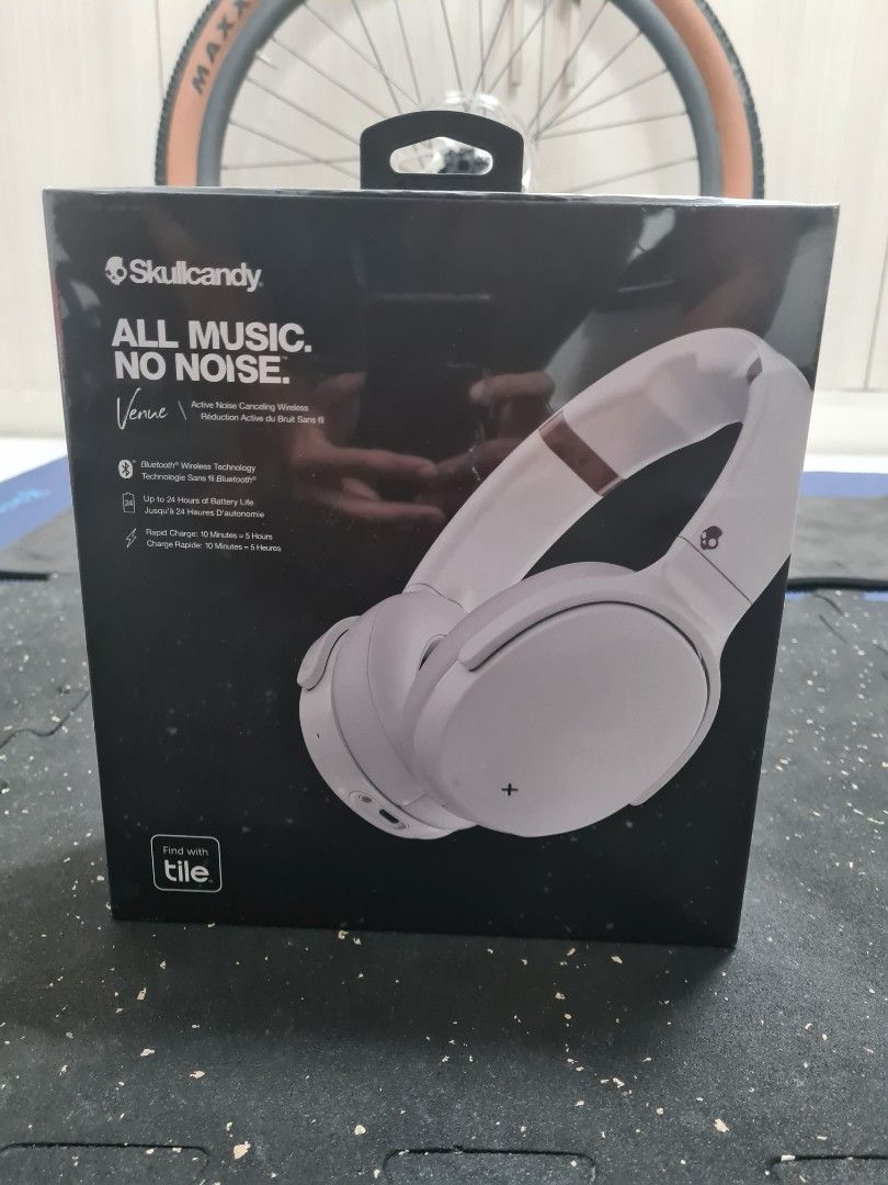 Skullcandy Venue ANC Wireless (Category: Headphones & Headsets) located in Makati City. Submitted by jamiram82515 (Listing ID 1198542253, Image 1). Description: Skullcandy Venue ANC Wireless.