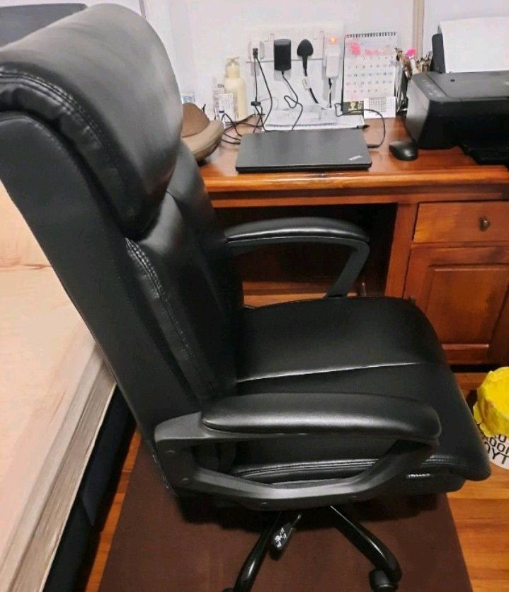 Stratford executive sales office chair