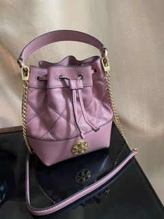 （分類：）位於 。 由 piscesssss 提交（商品編號 1198456980，圖片 1）。簡介： 。