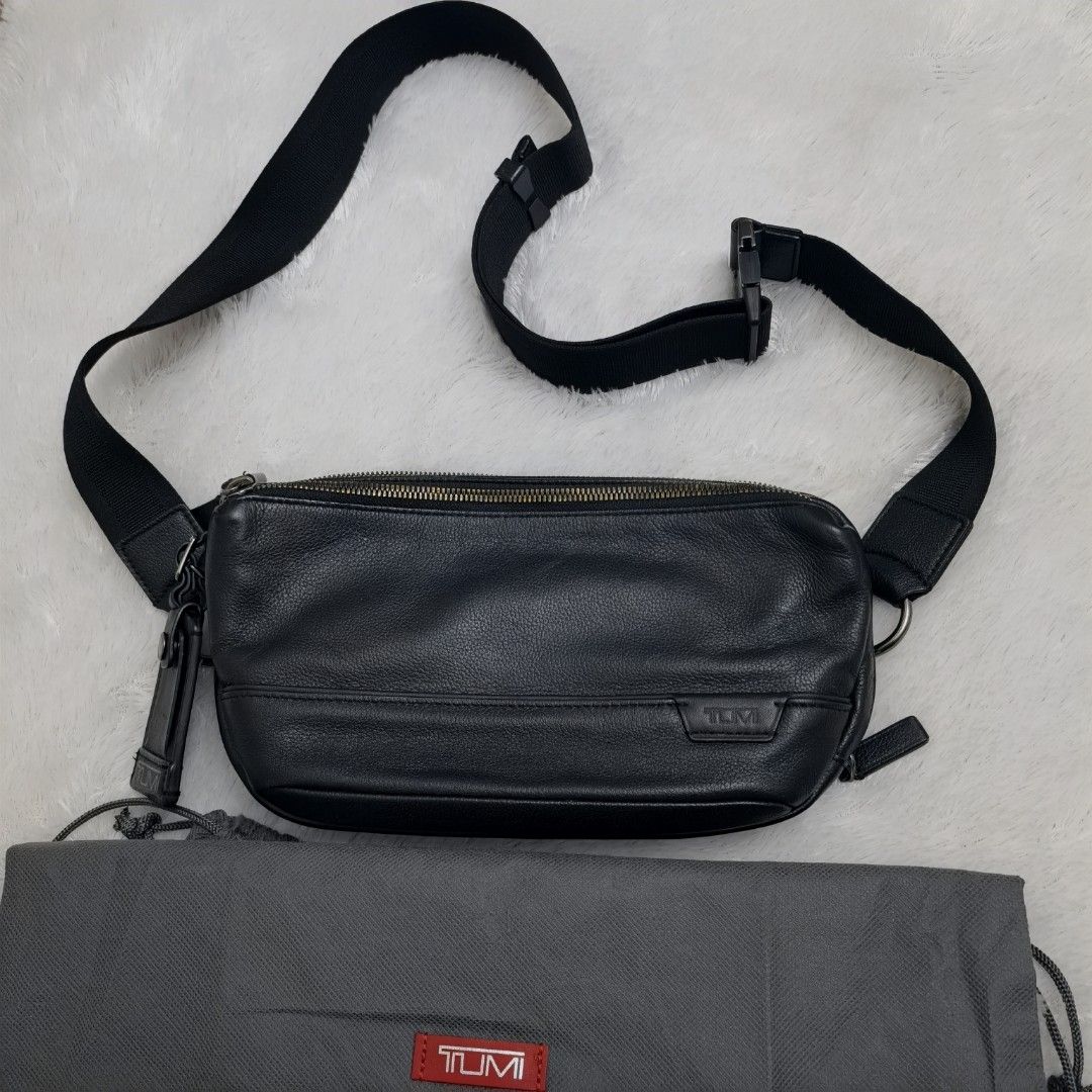 Tumi dante utility on sale pouch