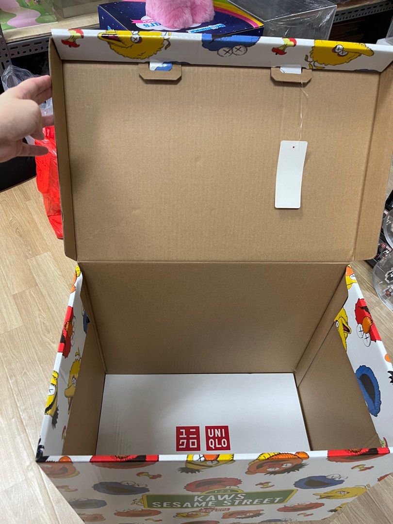 KAWS X Uniqlo Sesame Street Plush Toy Box 41 OFF