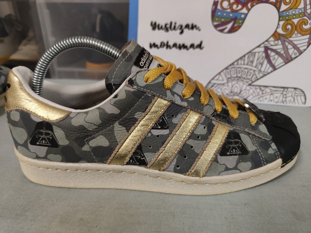 Collector item Adidas Superstar Darth Vader MI