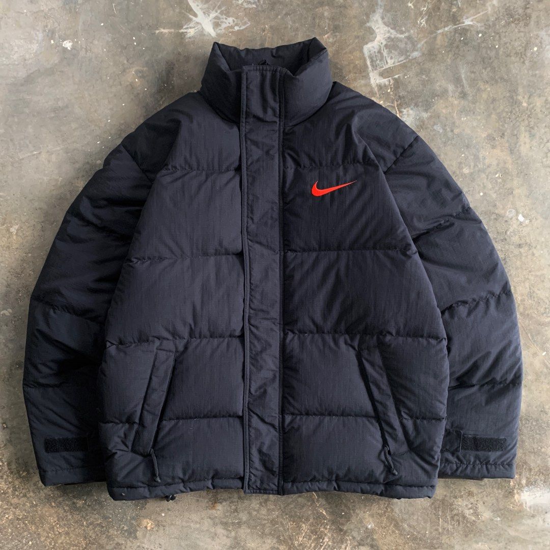 Nike vintage puffer jacket hot sale