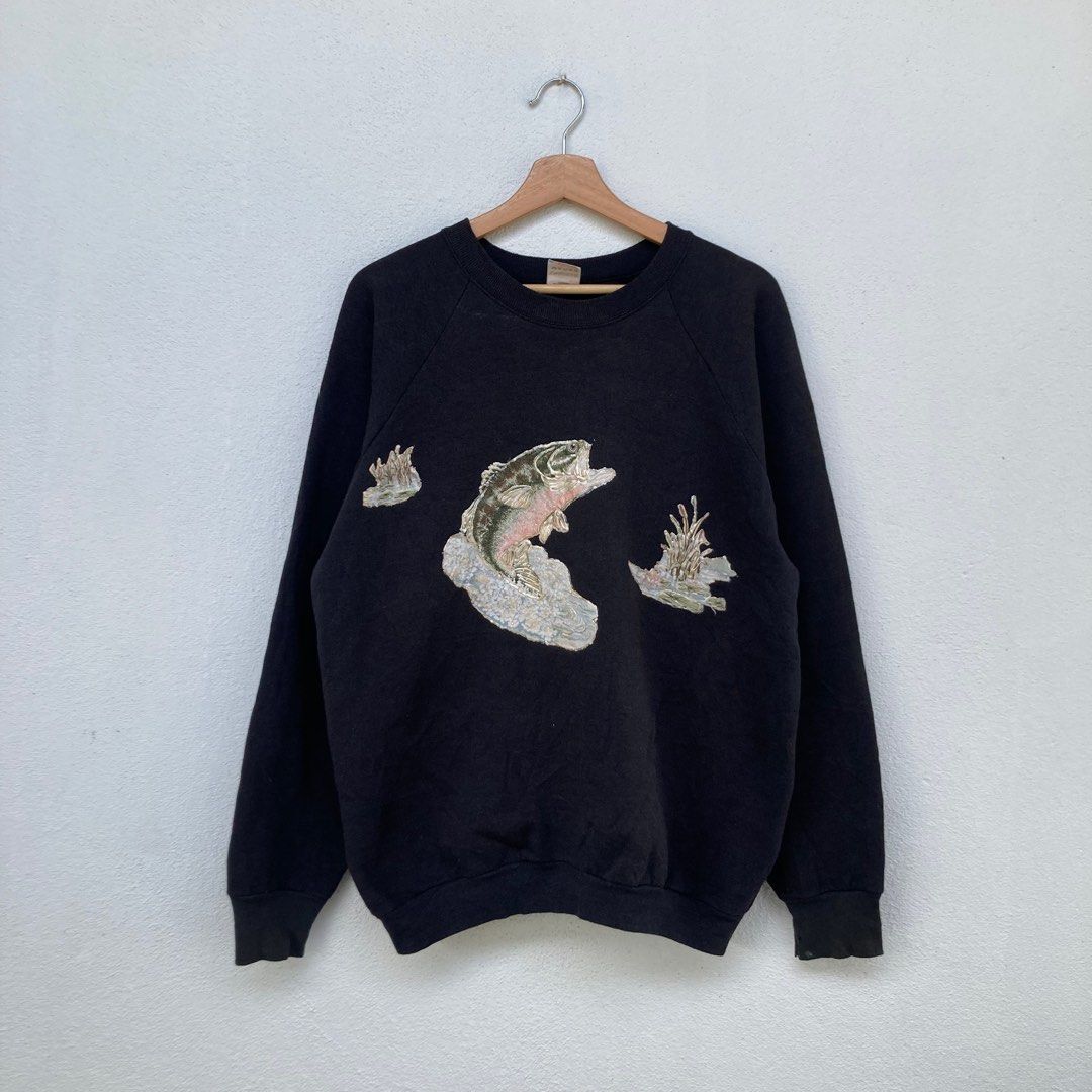Vintage fishing sweatshirt, Men's Fashion, Tops & Sets, Tshirts