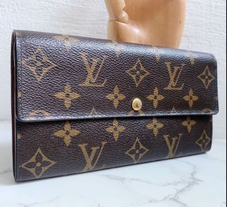 (Category: ) located in . Submitted by _eb_vintage (Listing ID 1198508069, Image 1). Description: .