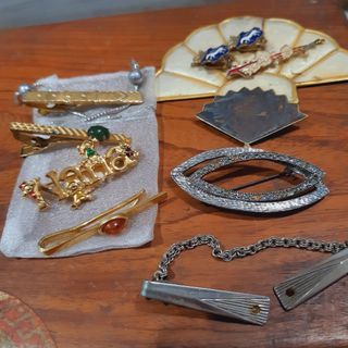 Vintage Pins & brooches bundle