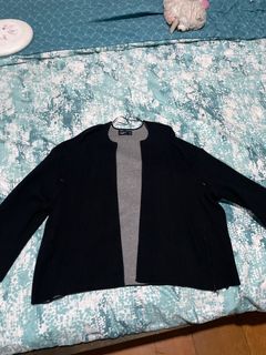 (Category: ) located in . Submitted by closet.cleanup (Listing ID 1198593668, Image 1). Description: .