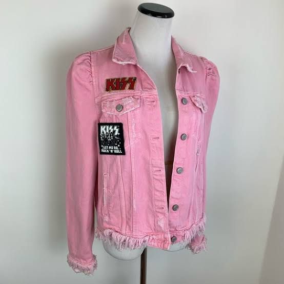 Kiss denim jacket best sale zara
