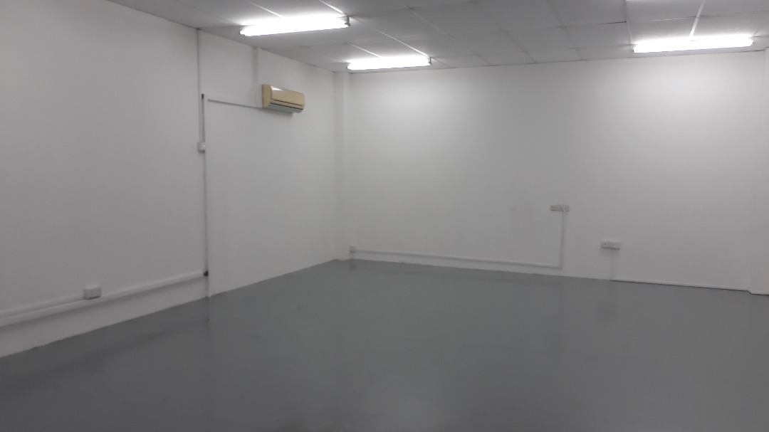 (Category: ) located in . Submitted by performanceholdings (Listing ID 1198726255, Image 1). Description: .