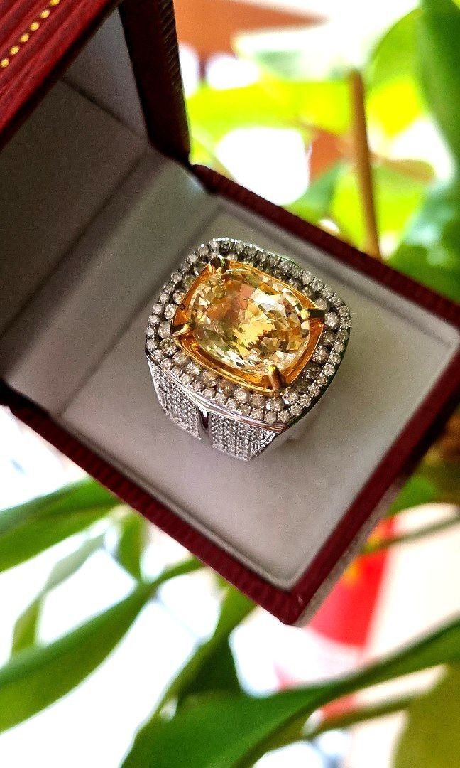 9.22 CT SRI LANKA UNHEATED YELLOW SAPPHIRE DIAMOND RING IN 18K