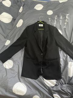 墊肩西裝外套