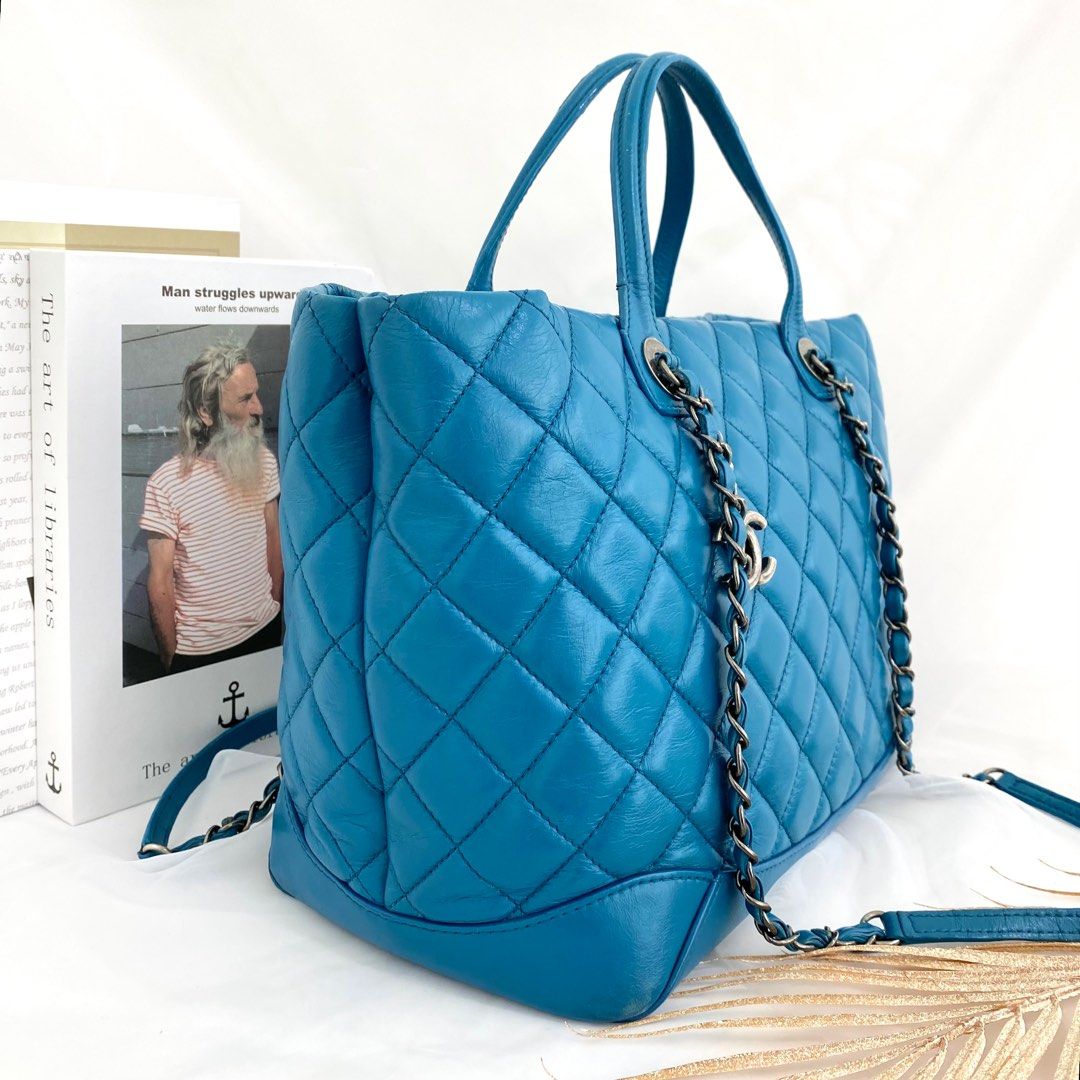 Chanel easy best sale shopping tote
