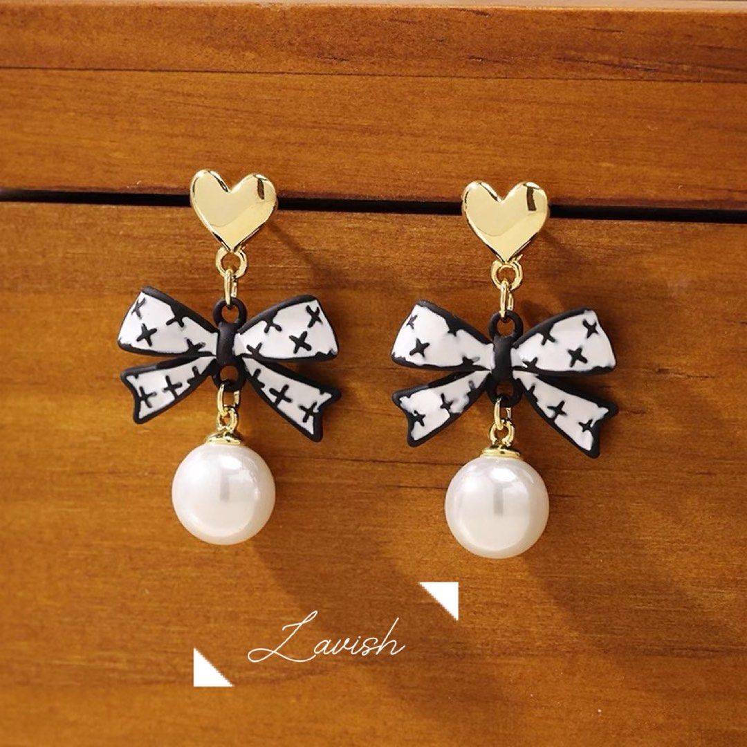 Girls earing clearance