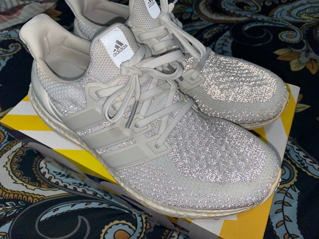 All white ultra boost 3m shop