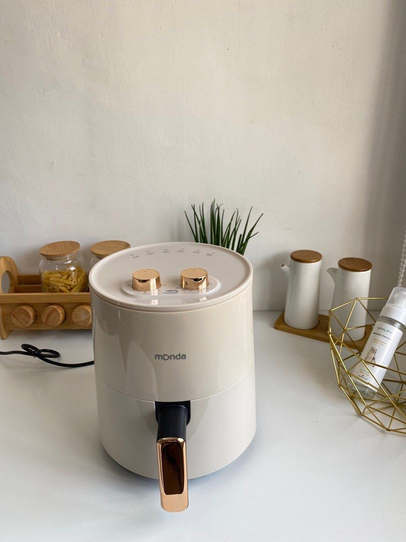 Aesthetic Monda Air Fryer 4.5L, TV & Home Appliances, Kitchen