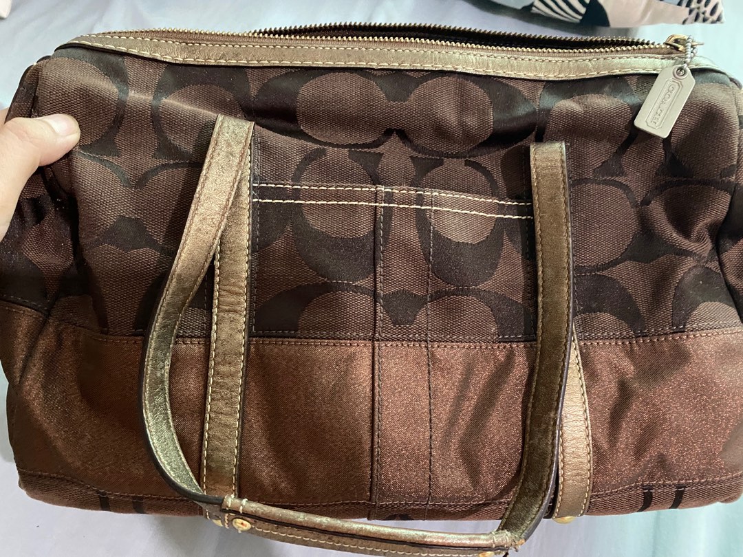 AUTHENTIC Coach Bag, Luxury, Bags & Wallets on Carousell