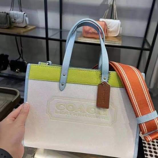 Authentic Coach bag( new price), Women's Fashion, Bags & Wallets,  Cross-body Bags on Carousell