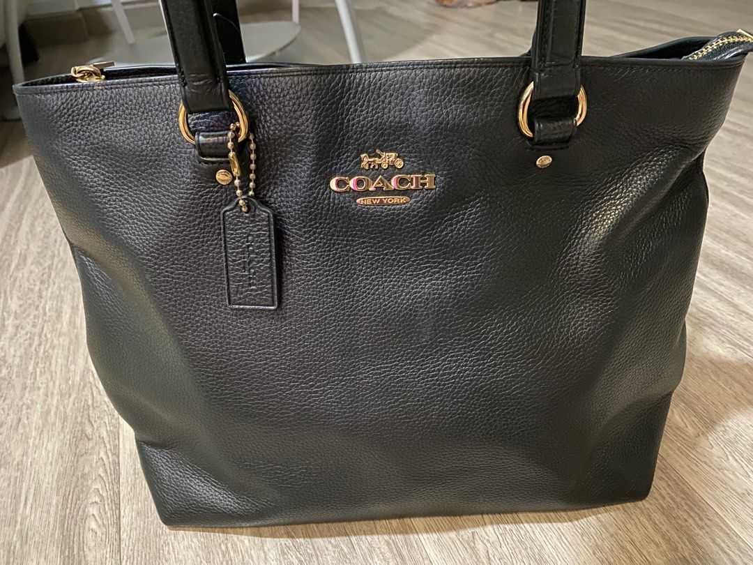 Authentic coach handbag, Women's Fashion, Bags Wallets, Tote