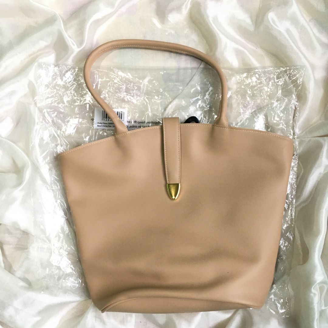Farrah tote 2025