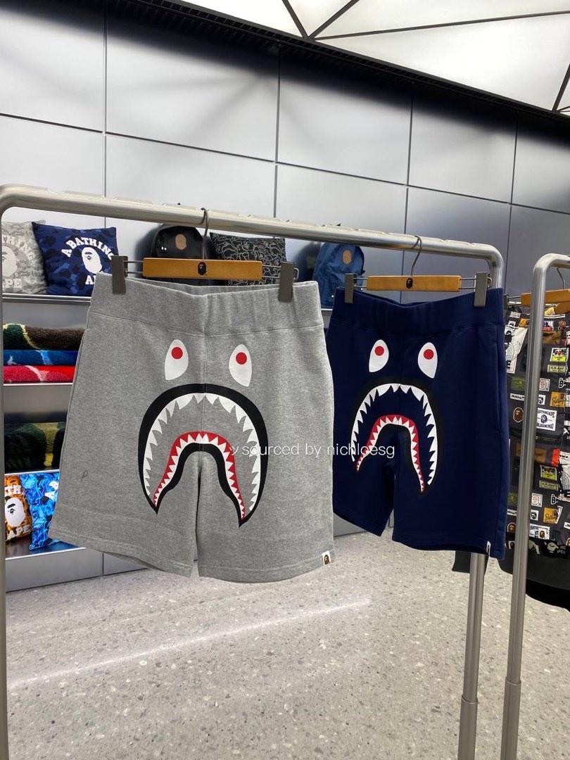 Bape shark 2025 sweat shorts