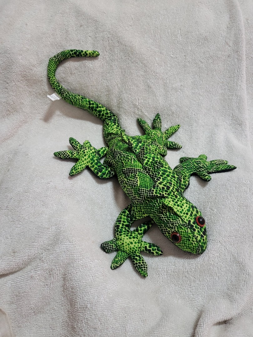 Beautiful Handmade Sand Filled Gecko Lizard Plush Toy / Paper Weight