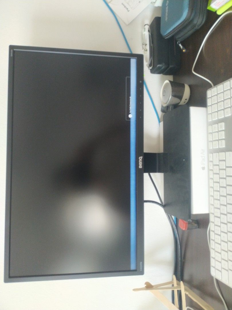 BenQ 24 inch, bottom bar flickering, Computers & Tech, Parts