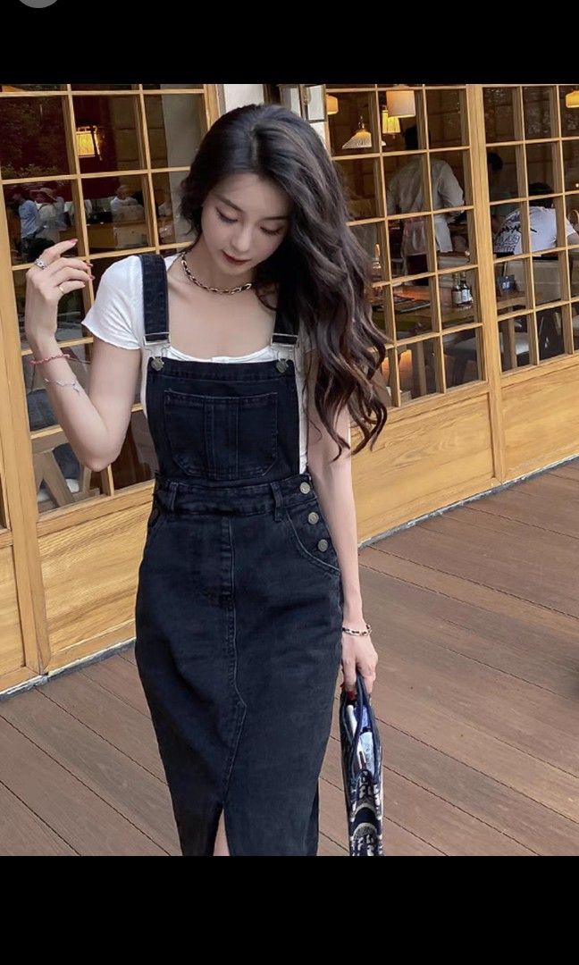 Black denim dungaree dress hotsell