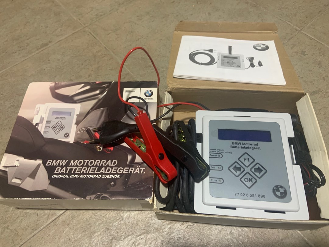 BMW Motorrad Battery Charger 77028551896, Motorcycles, Motorcycle