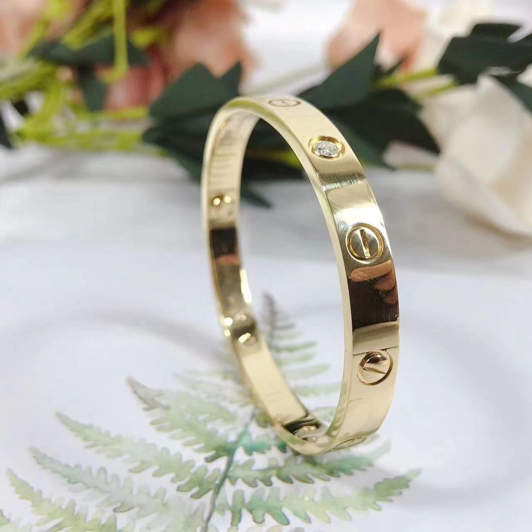 Cartier love 2025 bangle for sale