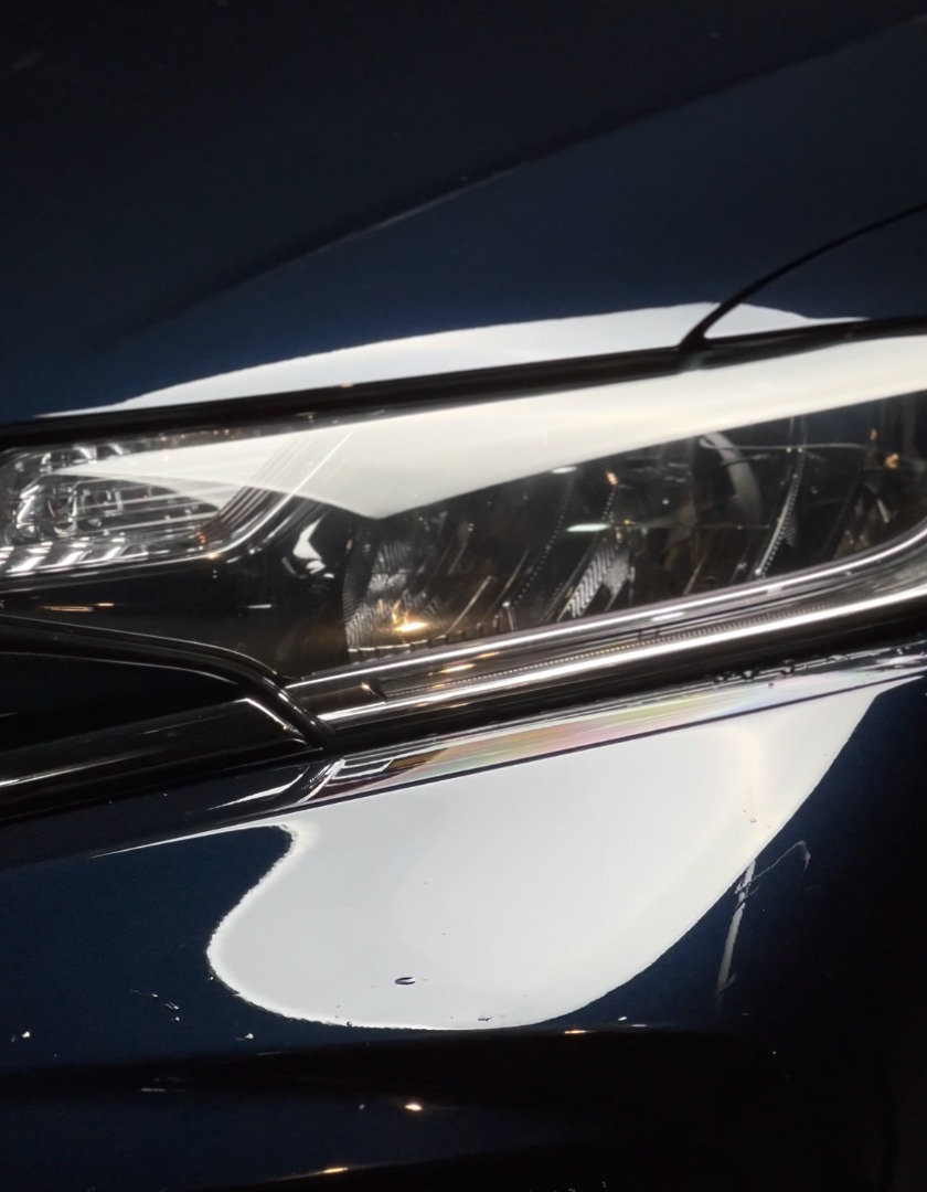 Ceramic Coating with Water Sheeting properties, Long Lasting layers