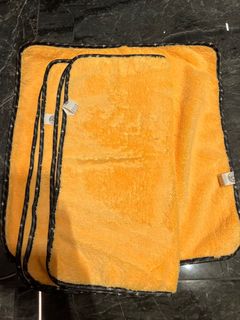 Chemical Guys Workhorse Professional Grade Microfiber Towel Black