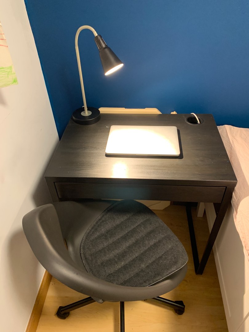 IKEA desk and chair combo, 傢俬＆家居, 傢俬, 其他家居傢俬 Carousell