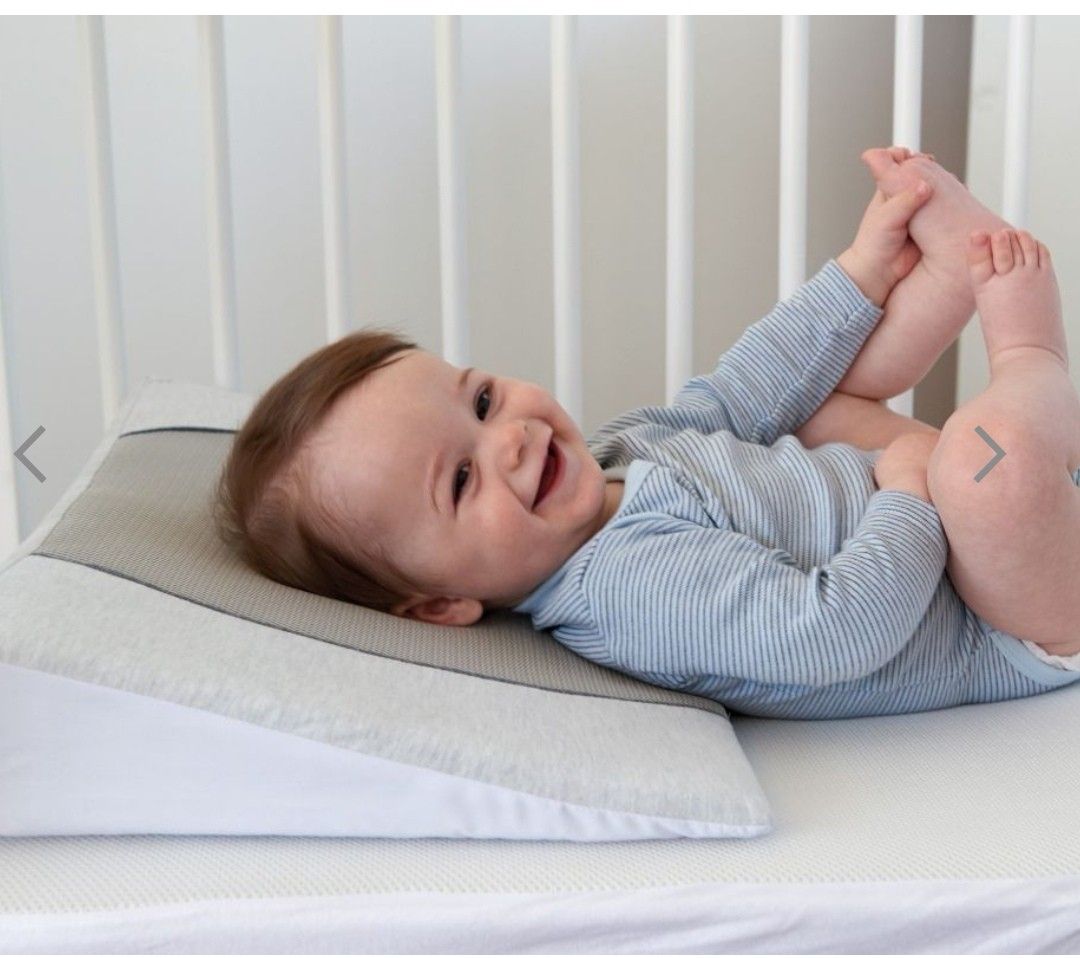 Infant reflux pillow, Babies & Kids, Baby Nursery & Kids Furniture