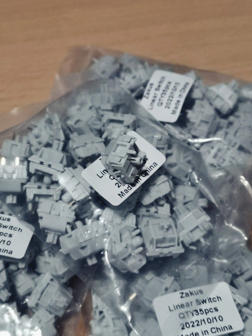 *Last 2 bags!* (Instock) Zaku Switches x 70, Computers & Tech, Parts