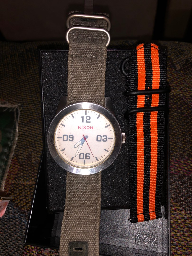 Jam Nixon Corporal A243100 Original, Fesyen Pria, Jam Tangan di Carousell