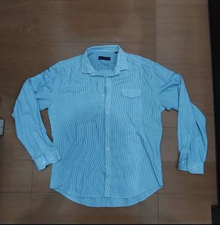 Kemeja brand executive slim fit bekas