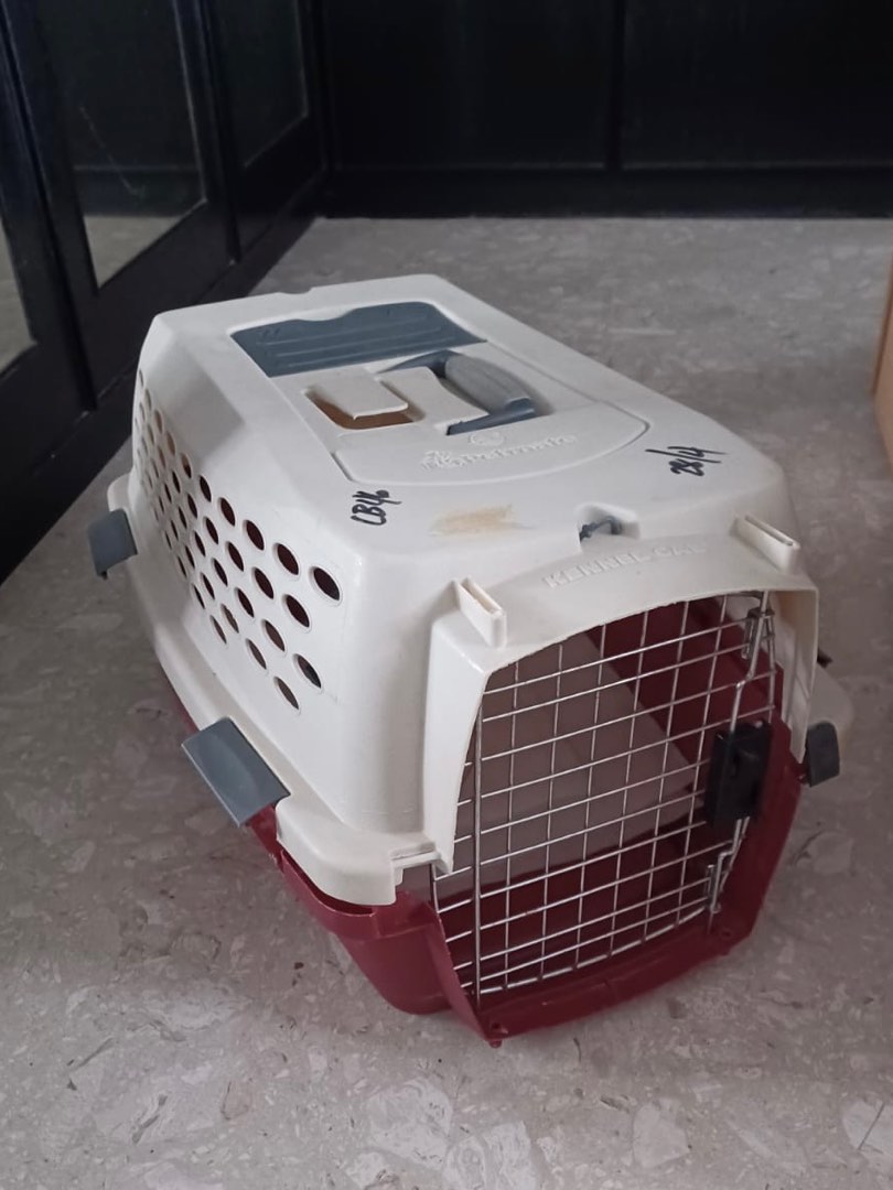 Kennel Cab carrier, Pet Supplies, Homes & Other Pet Accessories on