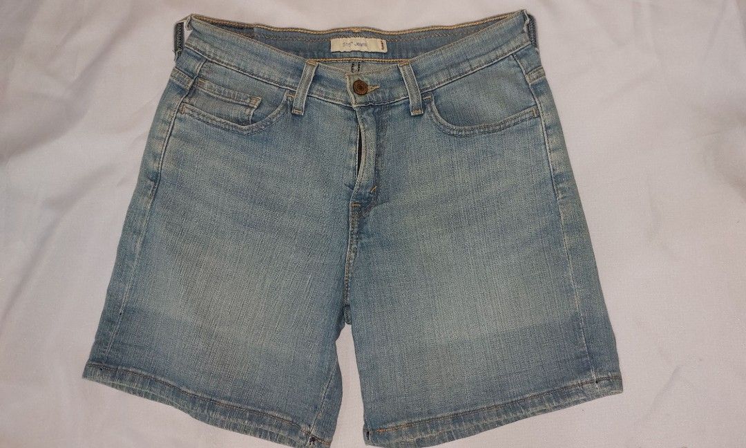 Levi's 515 jeans women 30 inches, Women's Fashion, Bottoms, Shorts on  Carousell