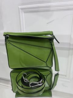 (Category: ) located in . Submitted by zaisypreloved (Listing ID 1198705784, Image 1). Description: .