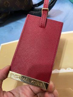 MICHAEL KORS紅色行李吊牌